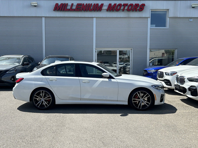 2022 BMW 330i 330i xDRIVE M-SPORT PKG AWD SEDAN/NAVI/B-CAMSUNROO in Cars & Trucks in Calgary - Image 4