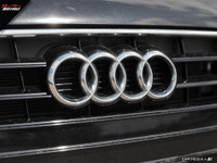 JUST IN! PRICED TO SELL - CLEAN CARFAX NO ACCIDENTS MANUAL TRANSMISSION AWD 2.0T quattro Komfort 4dr... (image 8)