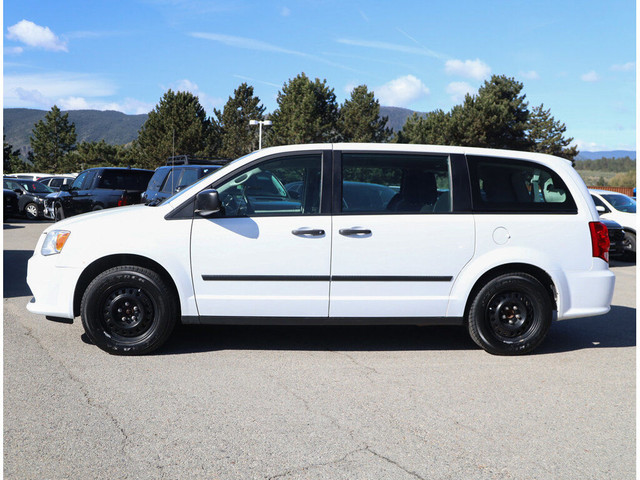 2014 Dodge Grand Caravan 4dr Wgn SE - No Accidents / One Owner / in Cars & Trucks in Penticton - Image 2