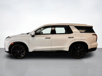 Load up the family and enjoy our used 2023 Hyundai Palisade Urban AWD that is here to elevate your d... (image 1)