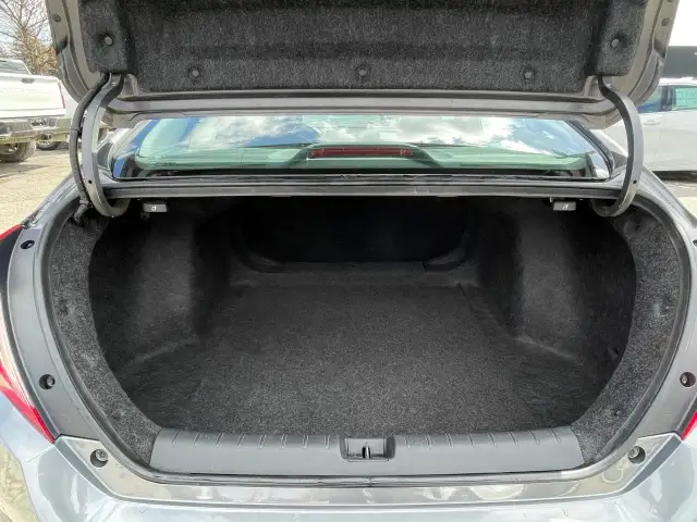 2021 Honda Civic Sedan in Cars & Trucks in Oakville / Halton Region - Image 14