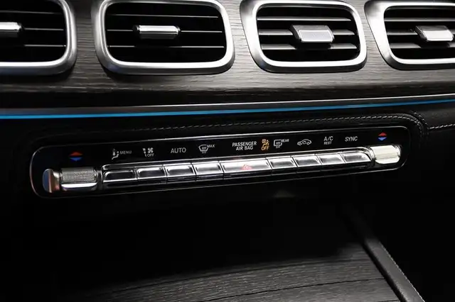 2023 Mercedes-Benz GLE450 4MATIC Coupe Ensemble haut de gamme, e in Cars & Trucks in Laval / North Shore - Image 19