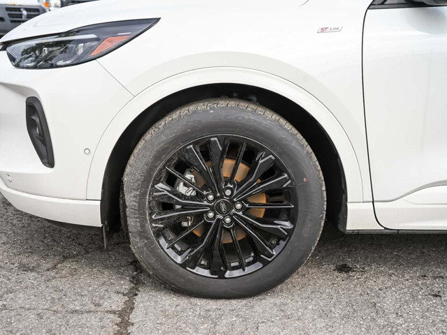 2024 Ford Escape Hybrid St-Line Elite in Cars & Trucks in Ottawa - Image 4