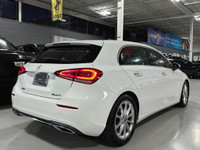 **SPRING SPECIAL!** FEATURING : 4MATIC AWD, DIGITAL GAUGE CLUSTER NAVIGATION DISPLAY, MULTICOLOUR AM... (image 4)