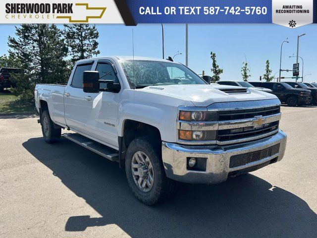 2018 Chevrolet Silverado 3500HD LT 6.6L in Cars & Trucks in Strathcona County