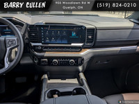 The bold and robust 2025 Chevrolet Silverado 2500HD LT in 4x4 is engineered for those who demand exc... (image 9)