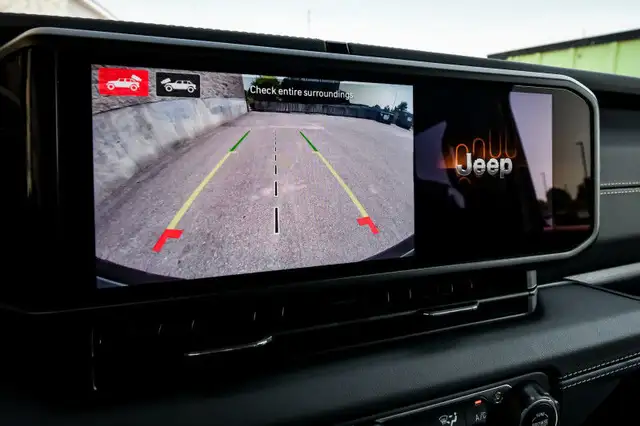 2024 Jeep Wrangler Sahara • REMOTE START • HEATED SEATS/STEERING in Cars & Trucks in Ottawa - Image 19