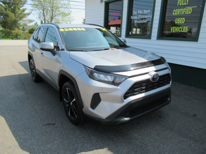 2020 Toyota RAV 4 LE AWD | One Owner | Clean Carfax | New Tires