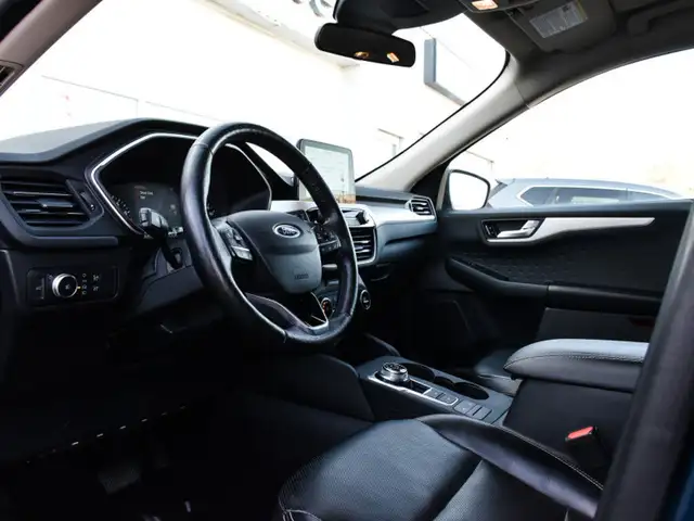 2020 Ford Escape SEL in Cars & Trucks in Kitchener / Waterloo - Image 10