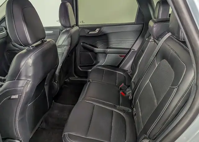 2025 Ford Escape Platinum in Cars & Trucks in Calgary - Image 25