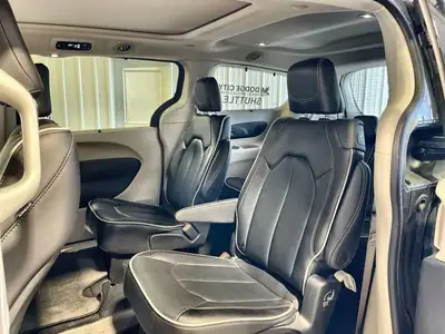 2023 Chrysler Pacifica Limited AWD | Nav | Heated Seats, View more