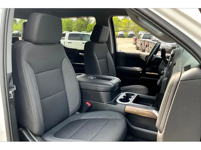 2022 Chevrolet Silverado 1500 LTD LT Trail Boss | 5.3L V8 | Line in Cars & Trucks in Mississauga / Peel Region - Image 8