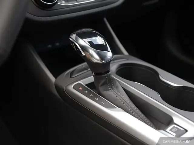 2025 Buick Envista Preferred dans Autos et camions dans London - Image 25