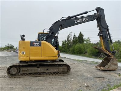 2017 John Deere 135G in Heavy Equipment in Fredericton - Image 3