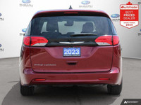 New Price! Odometer is 17345 kilometers below market average! Prv 2023 Chrysler Grand Caravan SXT FW... (image 3)