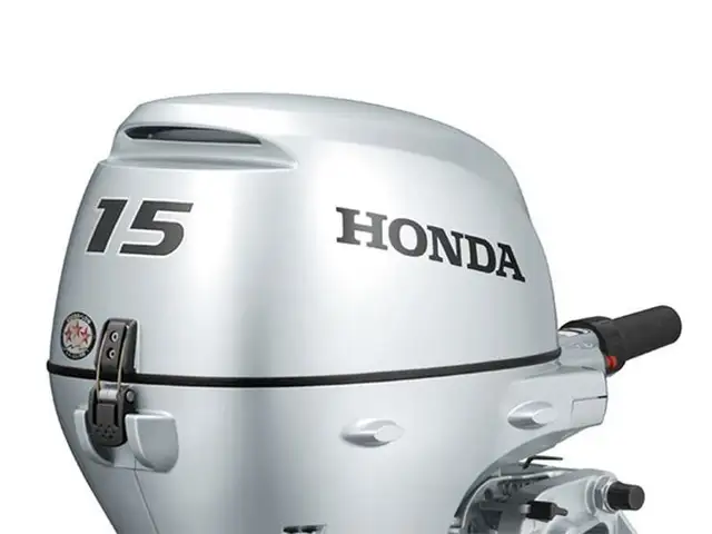 2024 Honda Marine BF15 15DK3SHC in Powerboats & Motorboats in Cambridge - Image 3