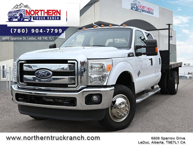 2012 Ford F-350 XLT CREW CAB 4X4 POWERSTROKE DIESEL FLAT DECK in Cars & Trucks in Edmonton