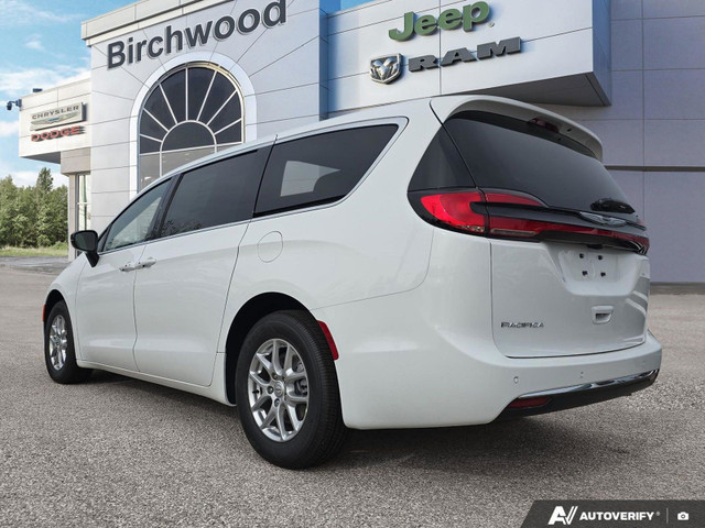 2026 Chrysler Pacifica SELECT in Cars & Trucks in Winnipeg - Image 4
