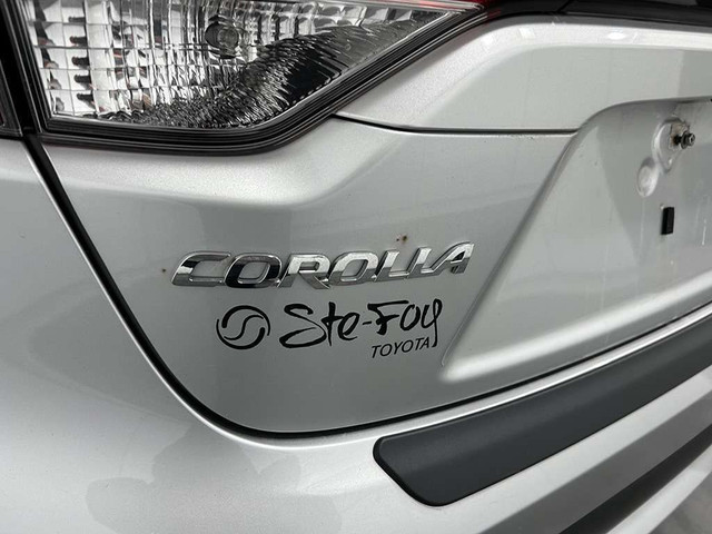  2020 Toyota Corolla HYBRIDE PREMIUM - INT. CUIR - VOLANT CHAUFF in Cars & Trucks in Québec City - Image 4