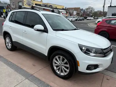 2014 VOLKSWAGEN TIGUAN 2.0L 4 CYLINDER FWD LOW KM ONLY 142,000 KM NO ACCIDENT CLEAN CARFAX! 2 OWNERS...