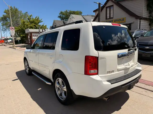 2015 Honda Pilot EX-L in Cars & Trucks in Hamilton - Image 13