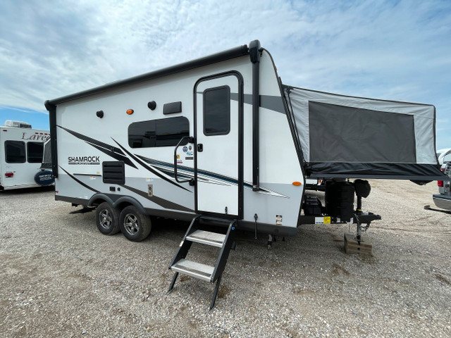 2021 Forest River Flagstaff Shamrock 183 Hybrid Trailer- 4244LBS in Travel Trailers & Campers in Stratford