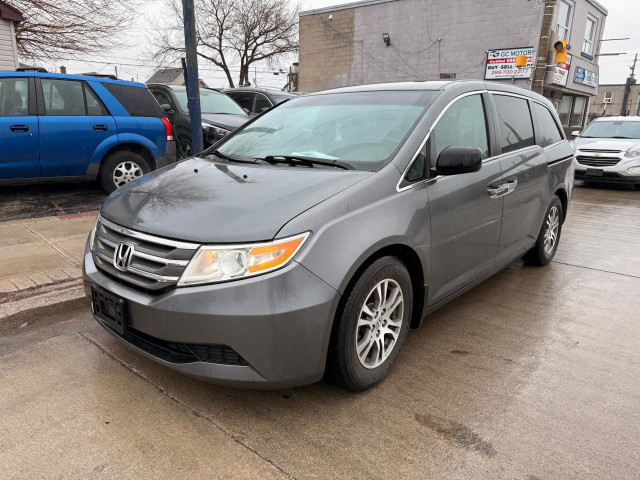 2012 Honda Odyssey 4DR WGN EX in Cars & Trucks in Hamilton - Image 2