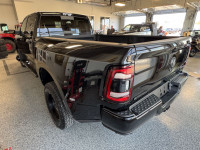 Discover Martin Chrysler, a family-owned gem since 44! With unbeatable service & deals, we're your g... (image 4)
