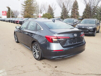 2022 Honda Civic Sedan Touring. Navigation. Heated Steering. iDl in Cars & Trucks in Edmonton - Image 3