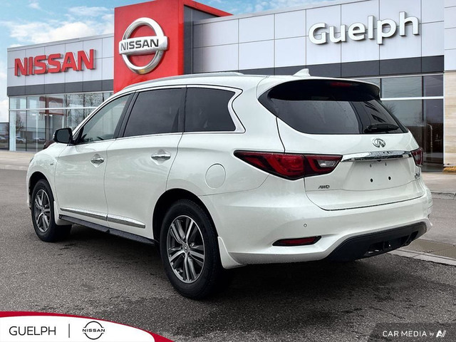 2020 Infiniti QX60 Essential AWD | LEATHER | BOSE | HTD WHEEL in Cars & Trucks in Guelph - Image 4