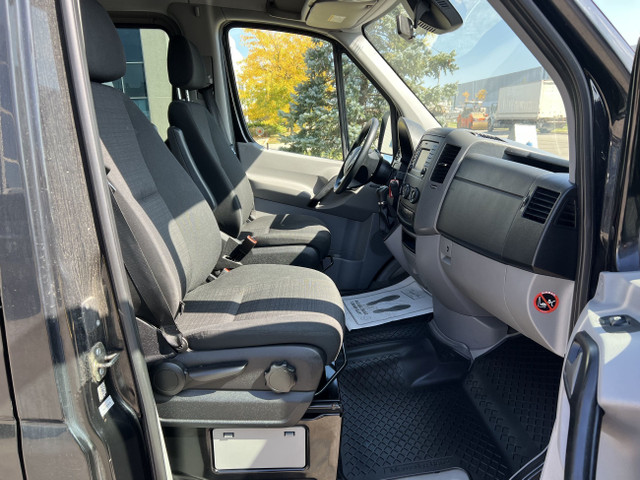2016 Mercedes-Benz Sprinter Van Sprinter 2500 - High Roof -15 Pa in Cars & Trucks in Oakville / Halton Region - Image 2