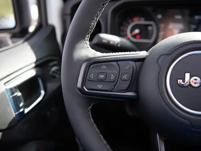 2025 Jeep Wrangler Rubicon, 2 Inch Lift, 38 Inch Tires & MORE in Cars & Trucks in Calgary - Image 24