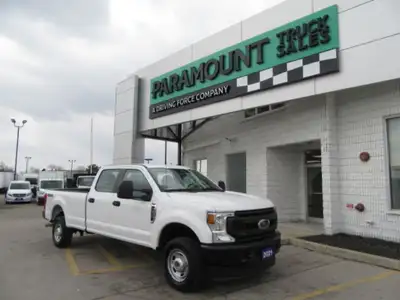 6.2 L V8 GAS ENGINE, AUTO TRANS, 4X4, A/C, POWER WINDOWS & LOCKS WITH KEYLESS ENTRY, POWER & HEATED...