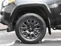 Just Arrived! 2022 Toyota Tacoma Limited! One Owner with a Clean Carfax! This Tacoma is equipped wit... (image 3)