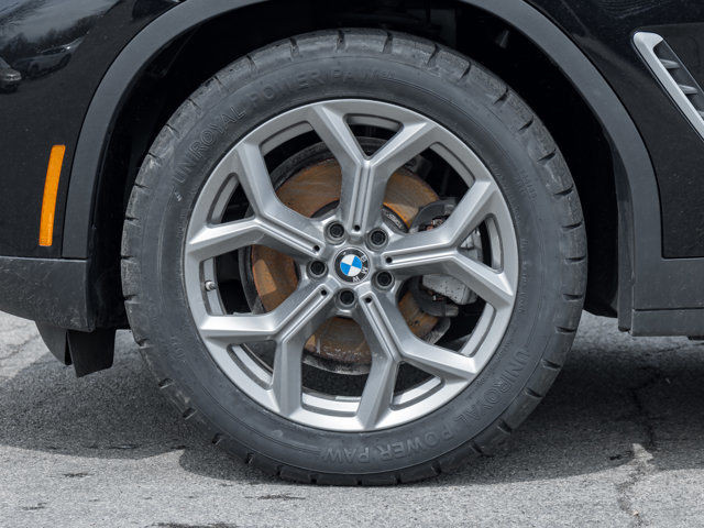 2022 BMW X3 xDrive30i | Turbo | AWD | Heated Steering Wheel in Cars & Trucks in Hamilton - Image 3