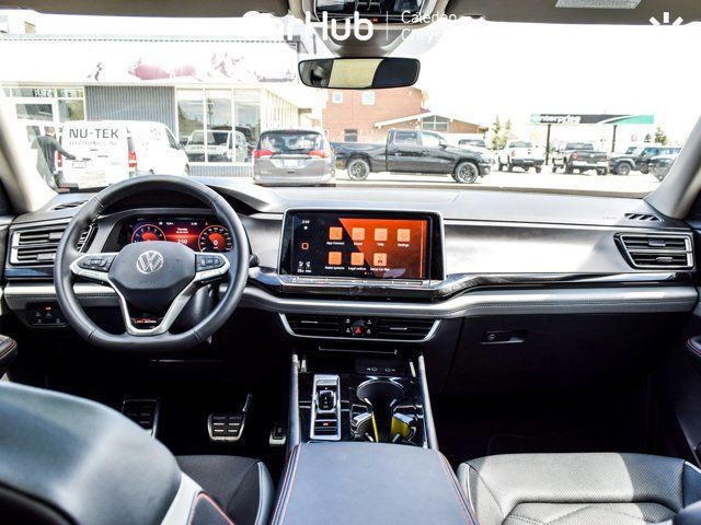 2024 Volkswagen Atlas Peak Edition AWD 7Seater Pano Sunroof in Cars & Trucks in Mississauga / Peel Region - Image 3