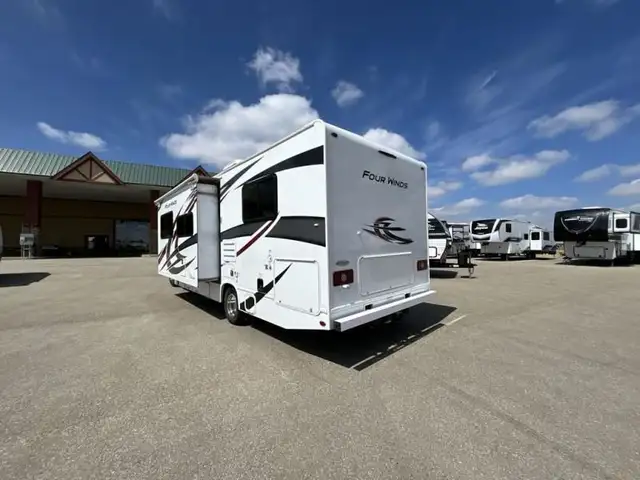2023 Thor Motor Coach Four Winds 28Z in RVs & Motorhomes in Red Deer - Image 8