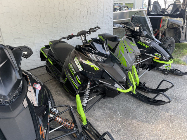 2019 Arctic Cat ZR 9000 Sno Pro 129 - 2 YEAR WARRANTY in Snowmobiles in North Bay - Image 2