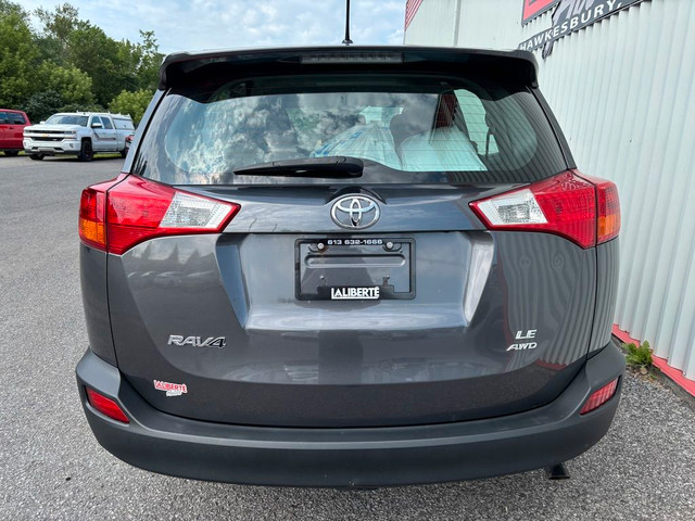 2015 Toyota RAV4 LE AWD in Cars & Trucks in Ottawa - Image 4