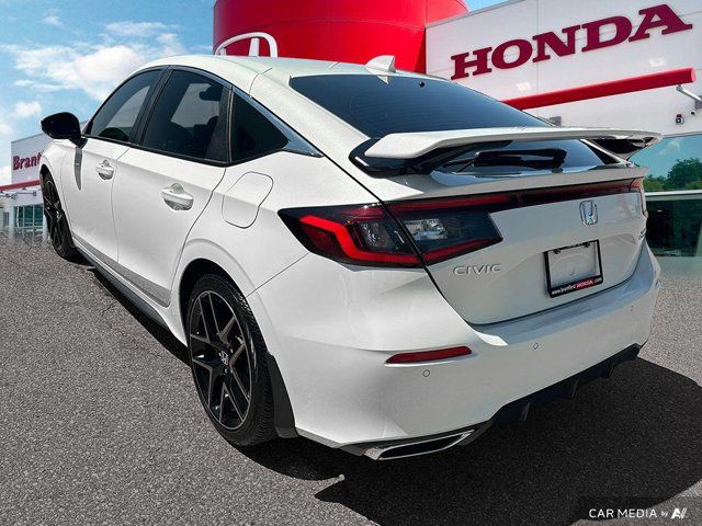 2023 Honda Civic Hatchback Sport Touring in Cars & Trucks in Brantford - Image 4