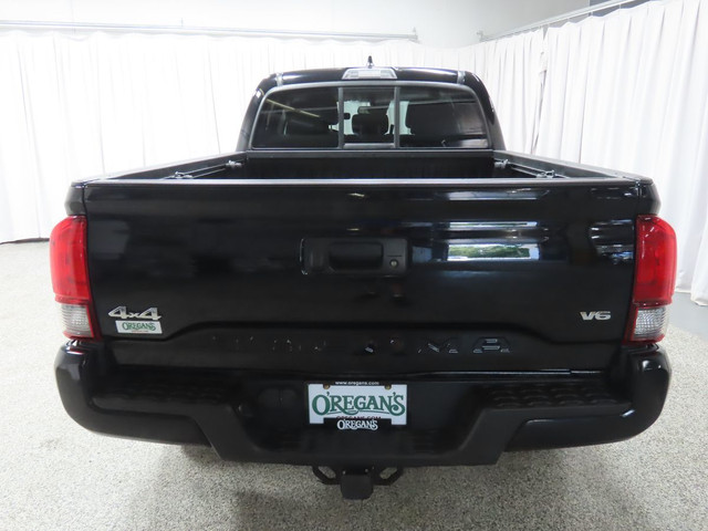 2020 Toyota Tacoma SR5 in Cars & Trucks in Bridgewater - Image 4