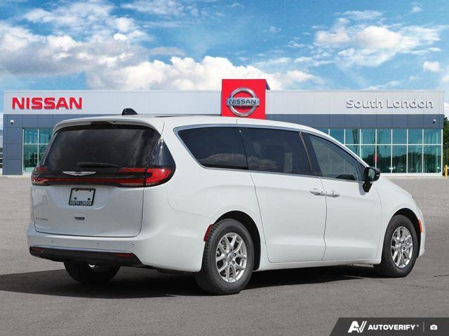 2024 Chrysler Pacifica Touring-L in Cars & Trucks in London - Image 3