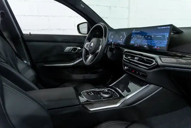 2023 BMW 3 Series 330i xDrive | Sportivité élégante in Cars & Trucks in City of Montréal - Image 12