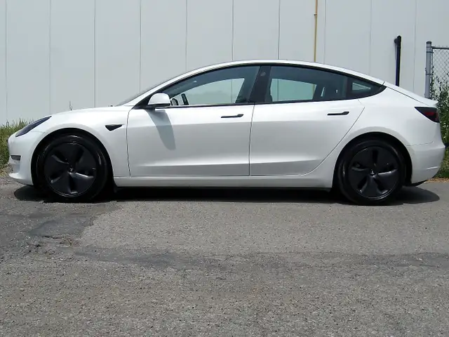 2021 Tesla MODEL 3 Long Range+AWD+Tesla Warr 2029 in Cars & Trucks in City of Toronto - Image 6