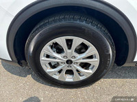 - ONE OWNER - ACCIDENT FREE - CLOTH SEATS - LANE KEEPING SYSTEM - PRE-COLLISION ASSIST w/ AEB - BLIS... (image 9)