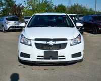 KBB.com 10 Best Sedans Under $25,000. This Chevrolet Cruze boasts a Turbocharged Gas I4 1.4L/83 engi... (image 7)