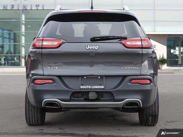  2016 Jeep Cherokee Limited in Cars & Trucks in London - Image 4