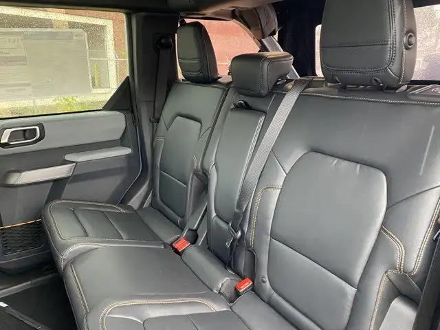 2023 Ford Bronco Badlands | DEMO SPECIAL | 4 Door Advanced dans Autos et camions dans Ville d’Edmonton - Image 18
