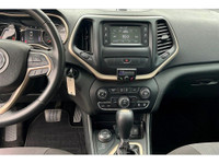 COME SEE WHY ''NOBODY BEATS A DEAL FROM PEEL!'' Your Source for ALL make and models used cars and tr... (image 5)