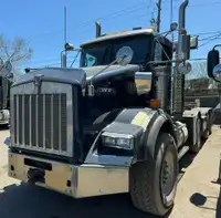 2012 Kenworth T-800 Tri Axle Roll Off Truck *FINANCING AVAILABLE